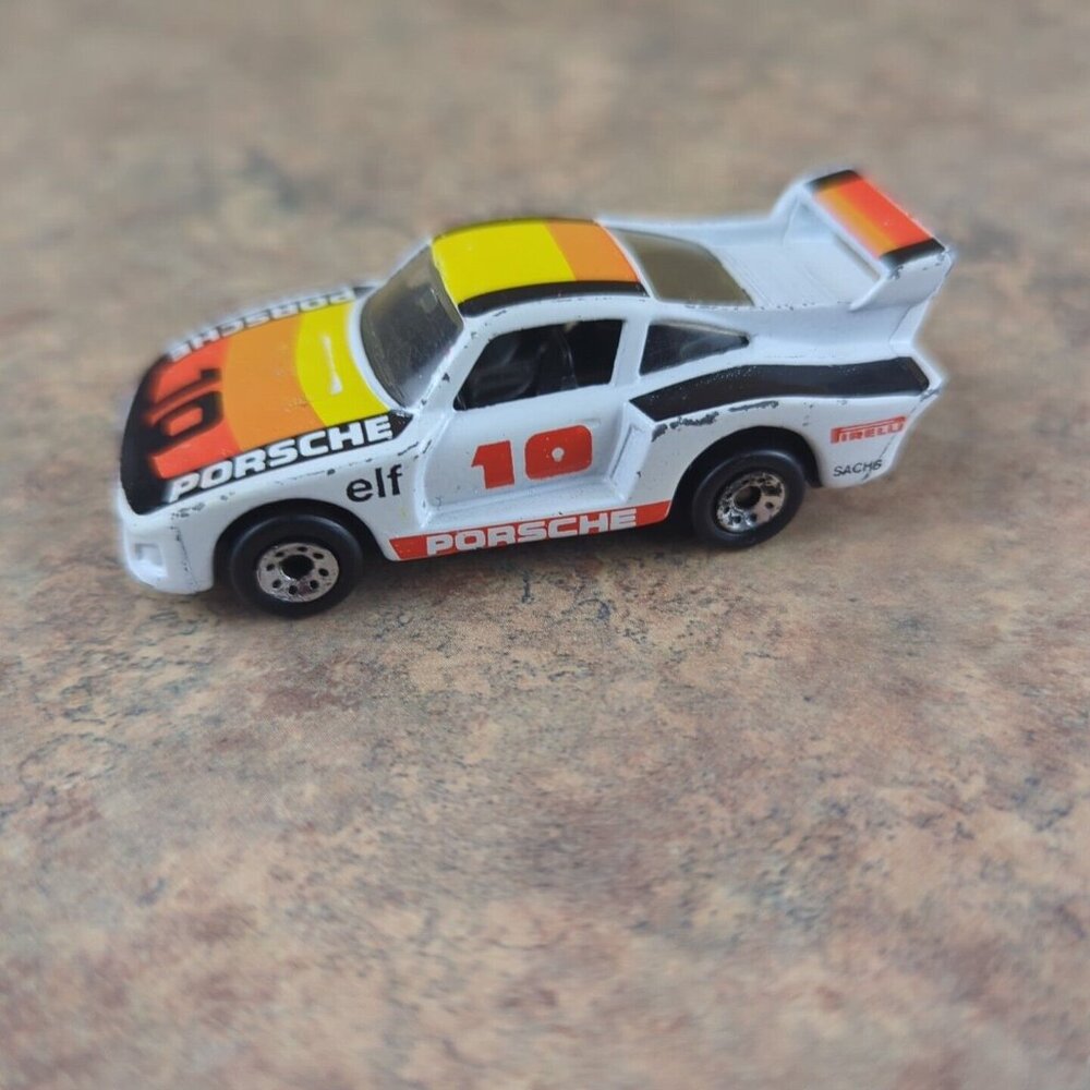 1983 Matchbox Racing Porsche 935 1:64 Diecast Toy Race CAR‎